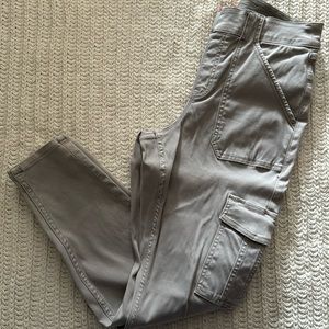 SPANX brand womens cargo pants. EUC. Size petite Large.